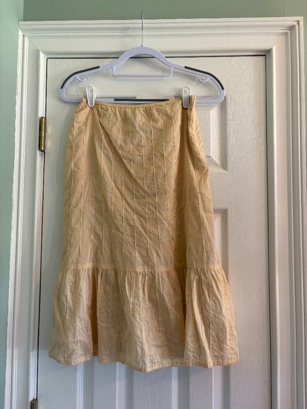Kenneth Cole Size 2 maxi skirt cream/light taupe